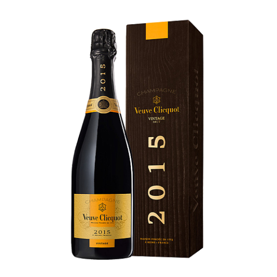 Box 1 bottle Veuve Clicquot...