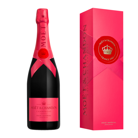 Box 1 bottle Moët & Chandon...